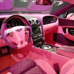 Paris Hilton si perde la Bentley rosa a poker!